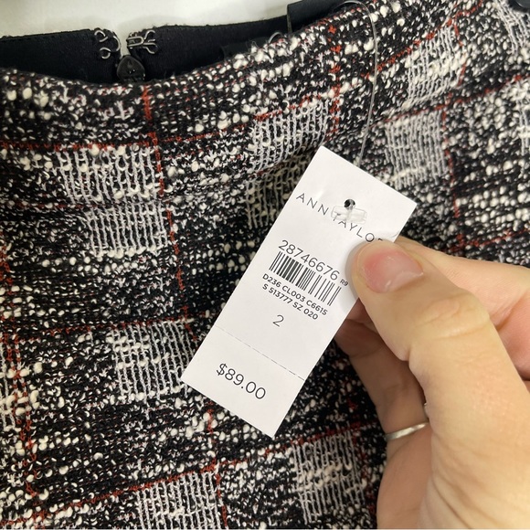 ANN TAYLOR Black White Red Tweed Like Pencil Skirt Size 2 NWT - Picture 4 of 7